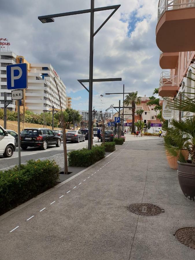 Апартаменты Marina Plaza Виламура Экстерьер фото